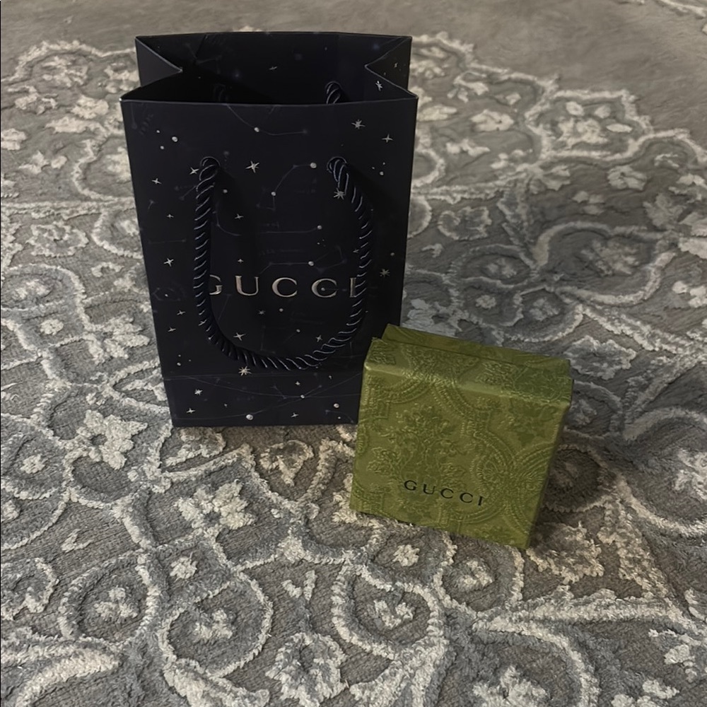 Gucci Olive Box with Midnight Blue Bag packaging